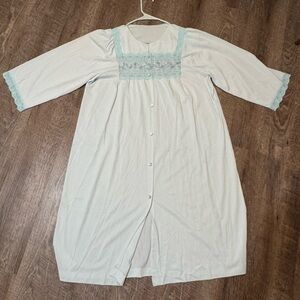 Women's White and Blue Lace Nightgown